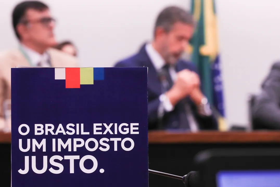 Protesto durante análise da isenção do Imposto de Renda na Câmara dos Deputados