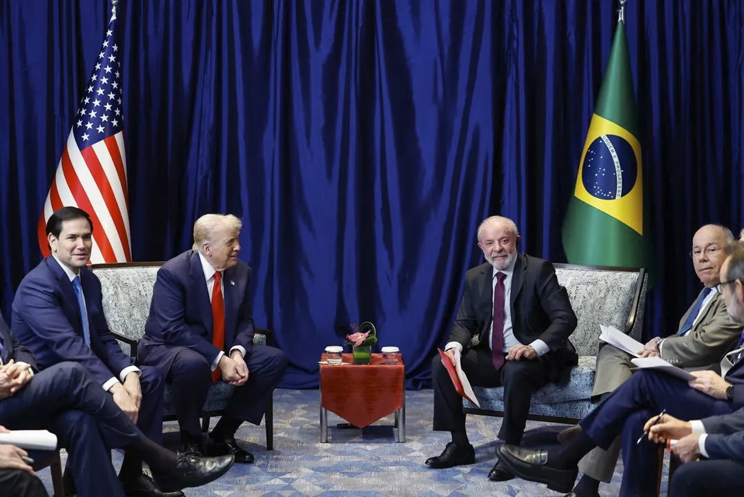 Imagem ilustrativa da imagem Lula diz a Trump que não há motivo para desavenças entre Brasil e EUA