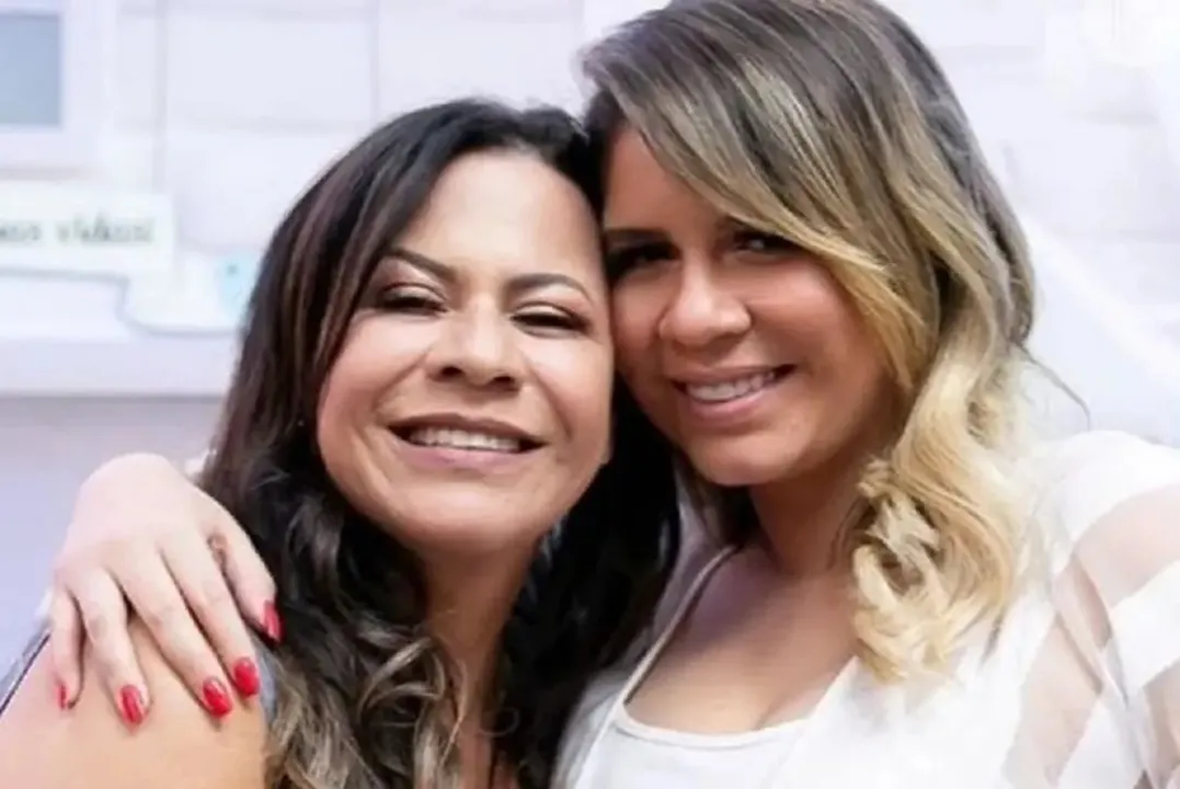 Dona Ruth e Marília Mendonça