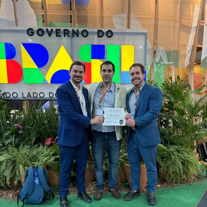 Selo Descarboniza-ES à Marca Ambiental