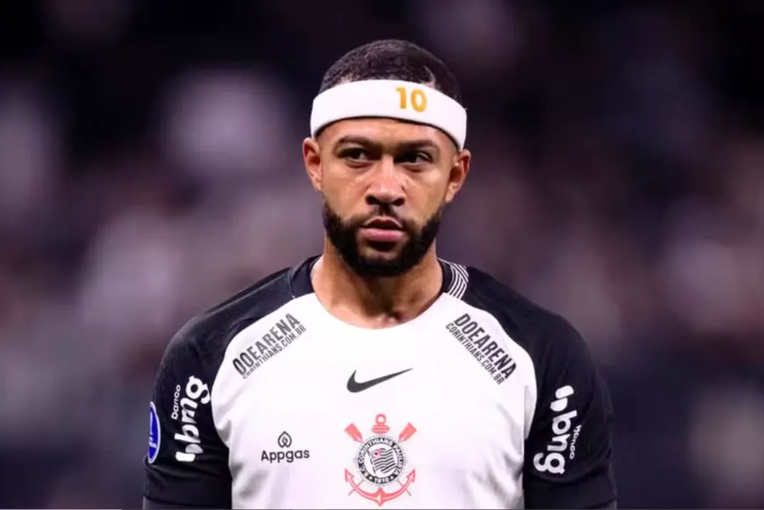 A polêmica começou após foto postada em Salvador com zoom no corpo de uma mulher sem autorização