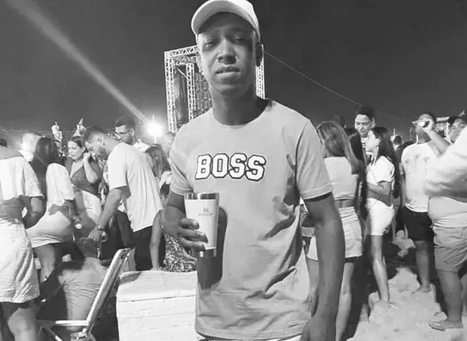 O advogado de defesa, Jorge Domingos, declarou que sua cliente não estava foragida e se apresentou voluntariamente à polícia