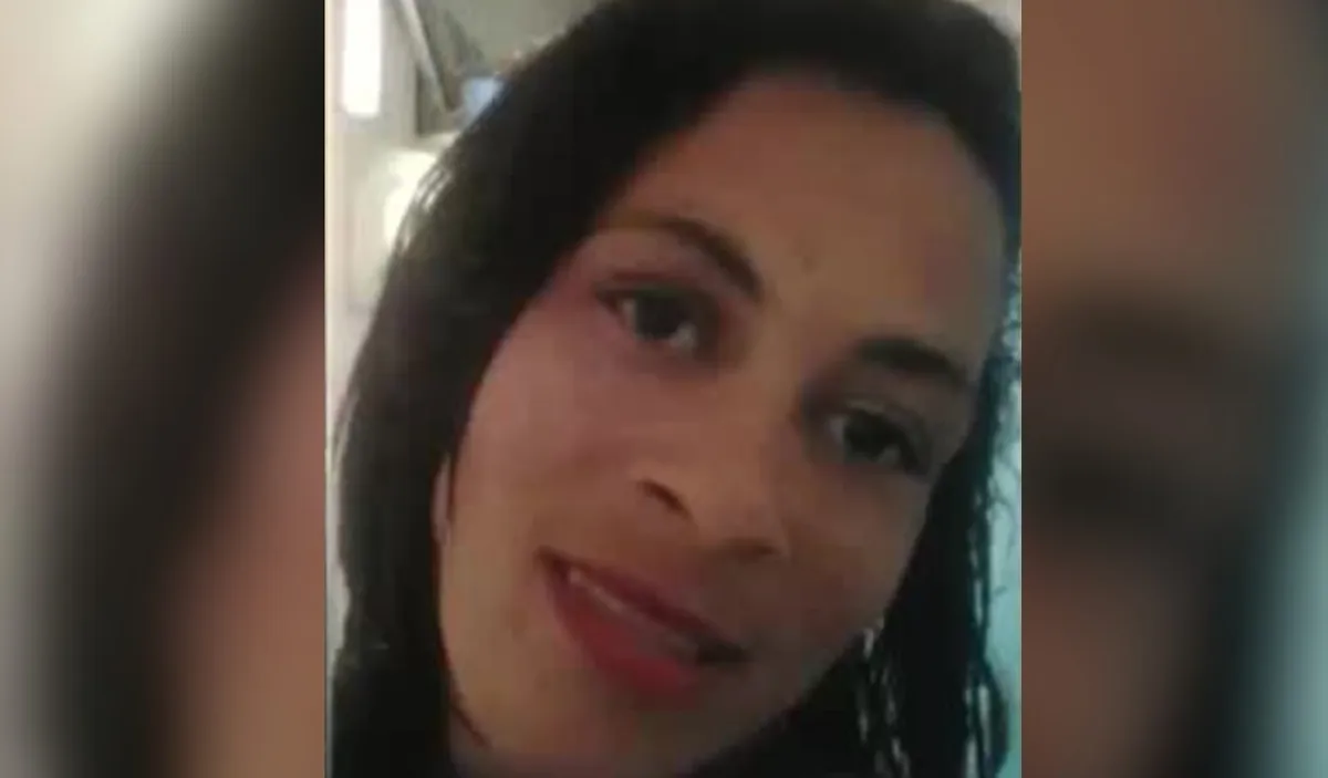 Mulher foi esfaqueada pela criança na frente do marido e de outro filho