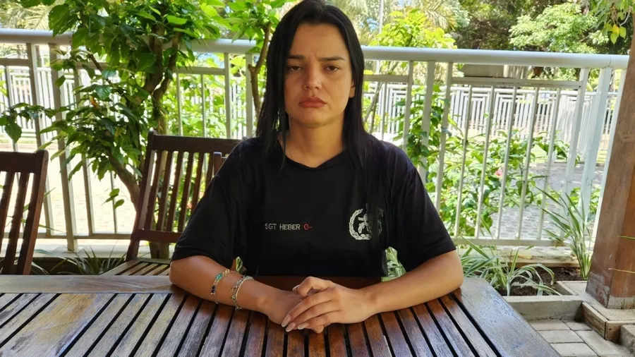 Jéssica Araújo é esposa do policial militar Heber Carvalho da Fonseca