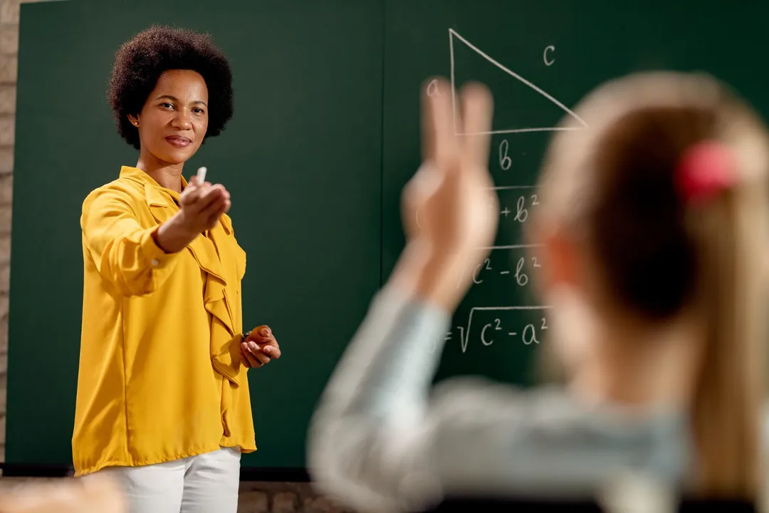 MEC apresentou regras de programa para incentivar permanência de professores na rede pública de ensino