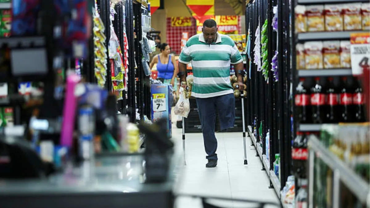 Supermercados baianos ignoram lei que garante direitos às pessoas com deficiência