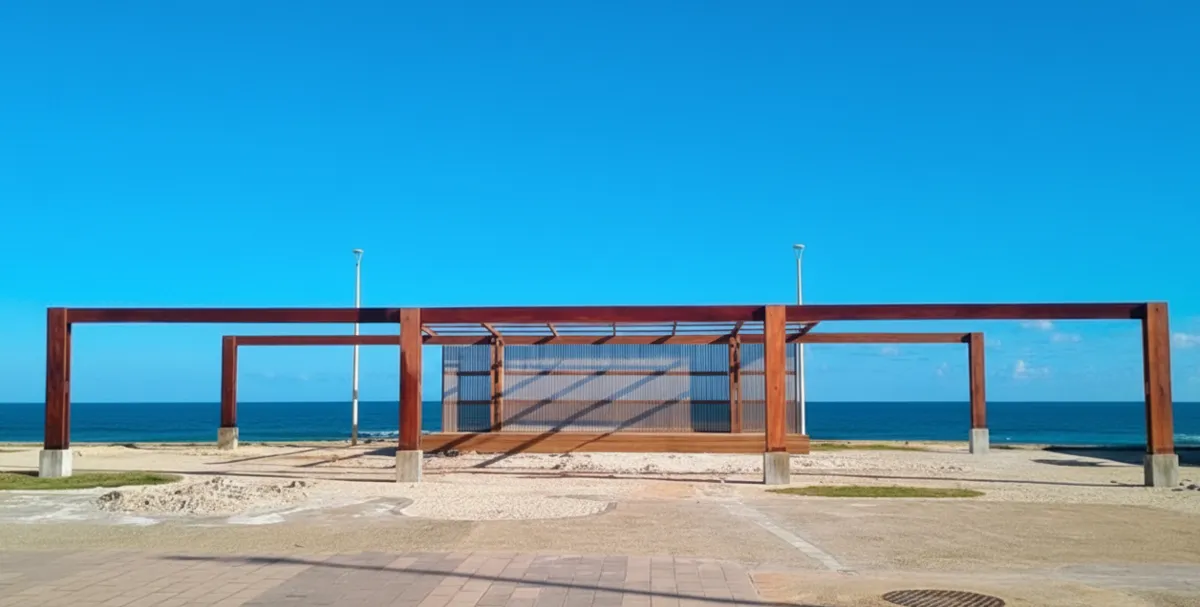 Novo palco de Salvador une orla e música