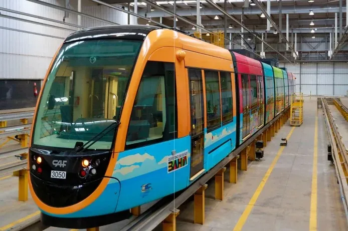 O prazo leva em conta o período de 50 meses de obras, contado a partir da assinatura dos contratos em junho de 2024