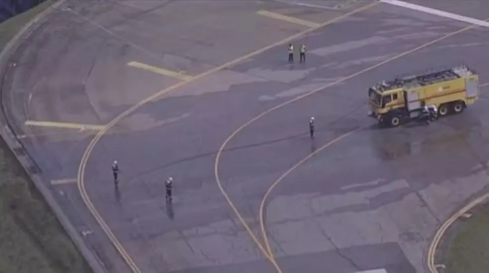 Imagem ilustrativa da imagem Operação do Aeroporto de Congonhas é suspensa após vazamento de óleo