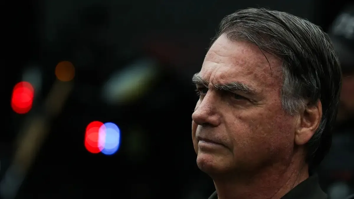 Bolsonaro está preso desde sábado, 24
