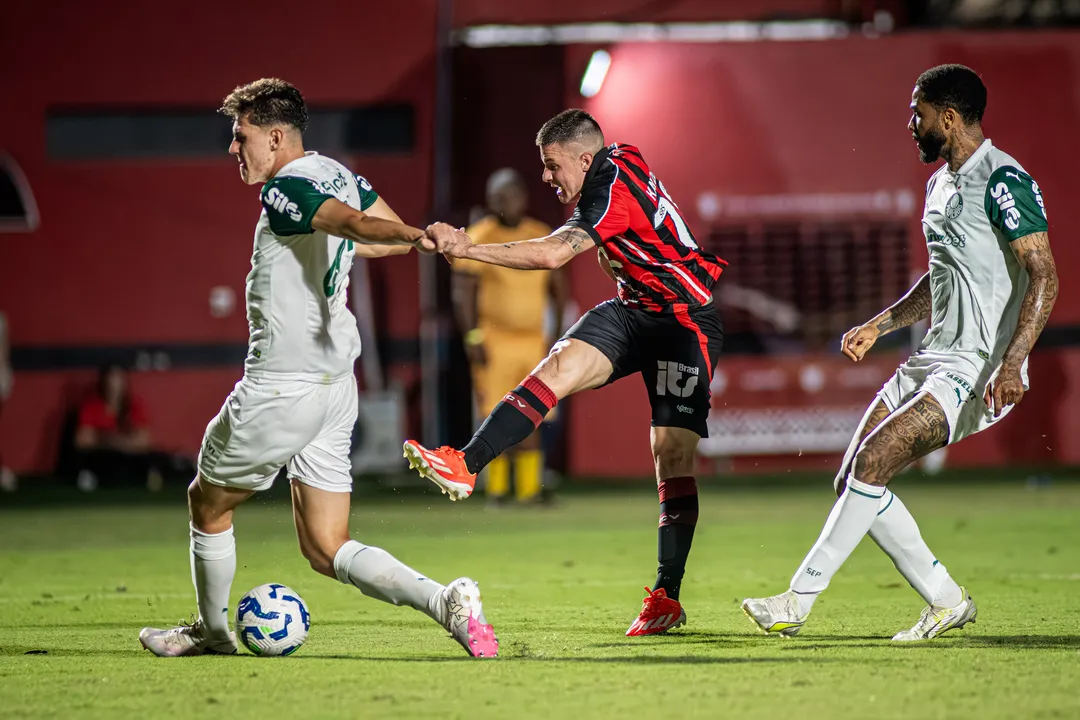 Vitória e Palmeiras no Brasileirão