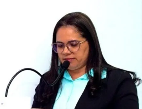 Vereadora Flávia de Carlinhos