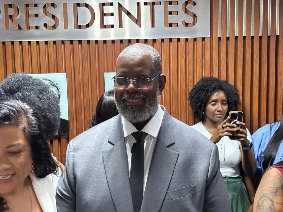 “Me sinto em casa aqui”, declarou cantor