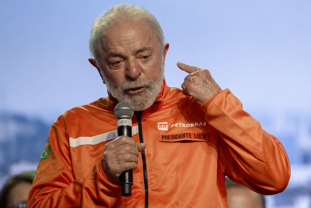 Presidente Lula fala durante evento da Petrobras