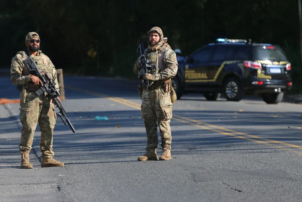 Ação conjunta da PF, Polícia Civil e PM mirou facção envolvida em homicídios e tráfico