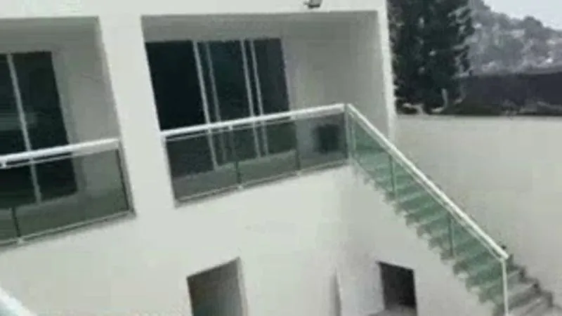 Um dos imóveis localizados pela polícia