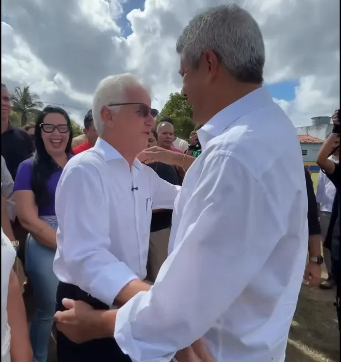 Prefeito Agamenon Coelho confirmou publicamente o apoio