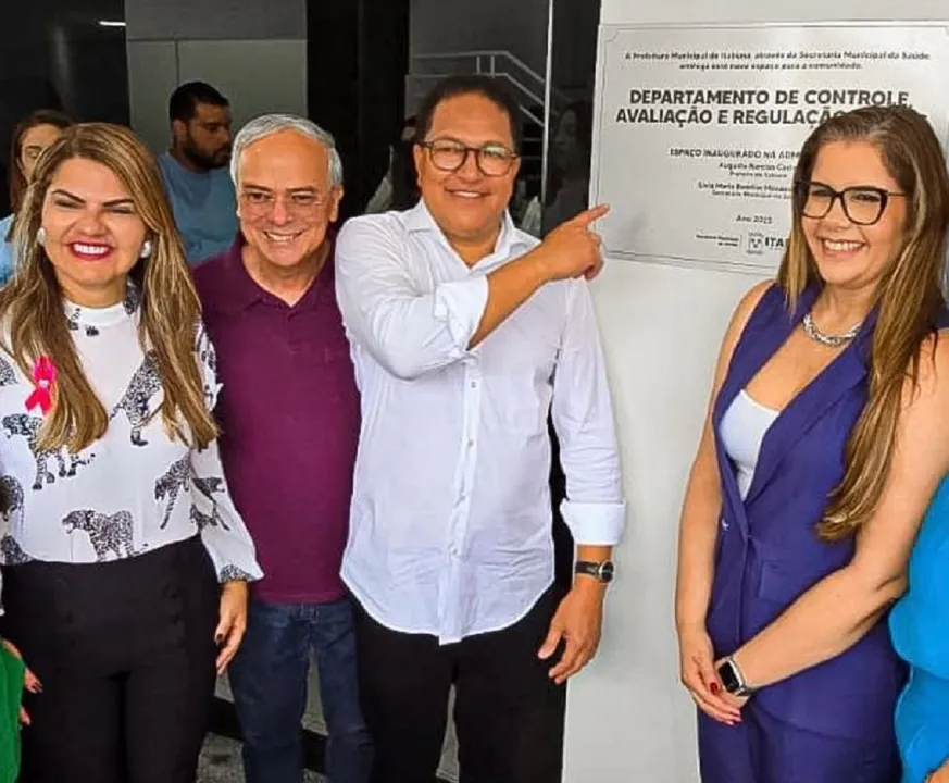Augusto Castro entrega novas instalações do Departamento de Controle, Avaliação e Regulação do SUS da Secretaria Municipal de Saúde.