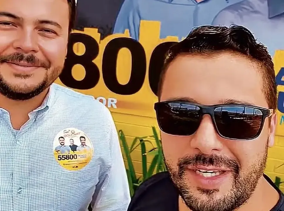 O secretário Rodrigo Goulart e Davi Goulart.