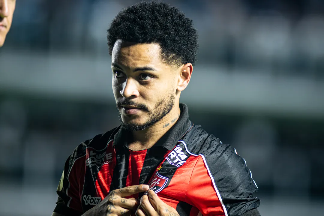 Matheuzinho, camisa 10 do Vitória