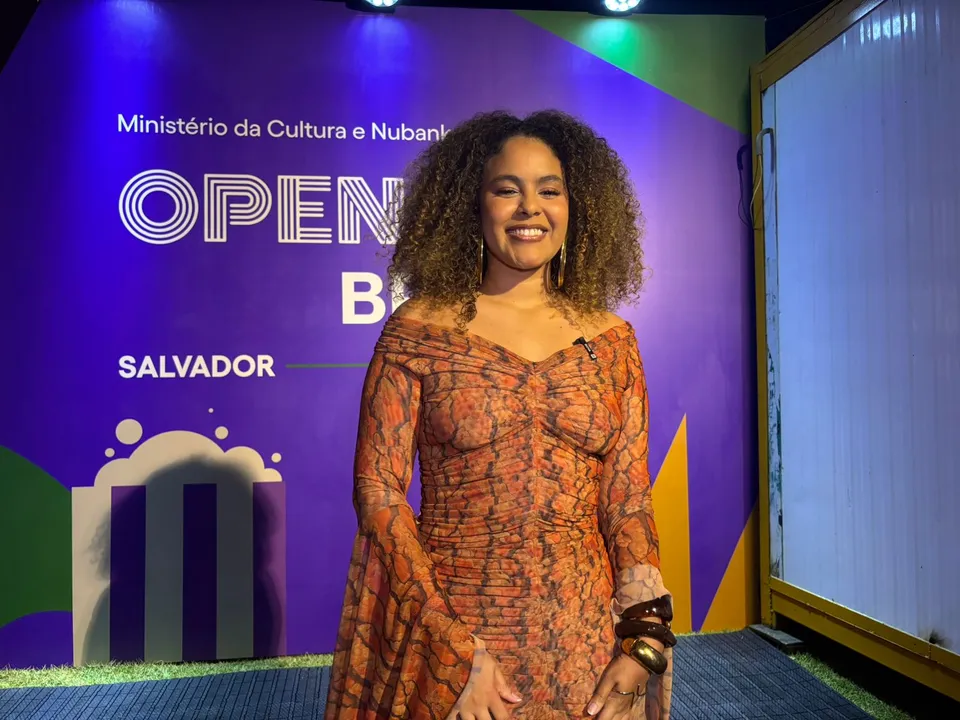 Rachel Reis subiu ao palco em um show para celebrar a história retratada em Malês