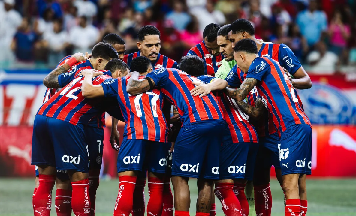Jogadores do Bahia em campo pelo Bahia