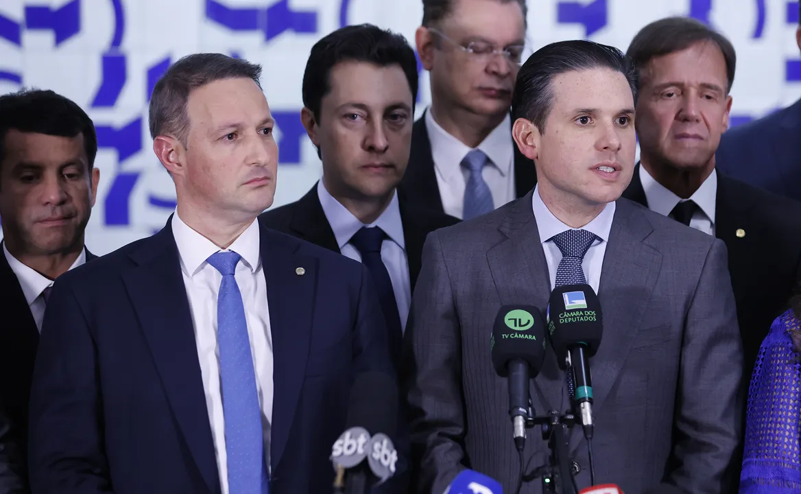 Derrite e Motta falaram sobre o projeto para a imprensa.