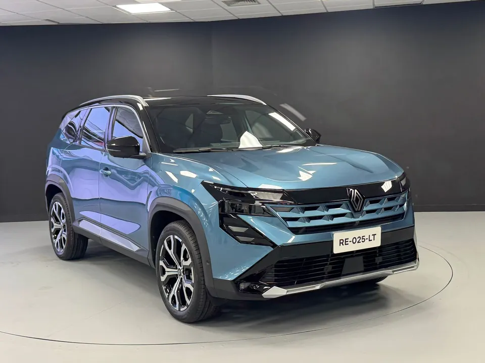 Boreal chega em três versões de acabamento, Evolution, Techno e Iconic, todas equipadas com o motor turbo TCe 1.3 flex de 270 Nm (torque)