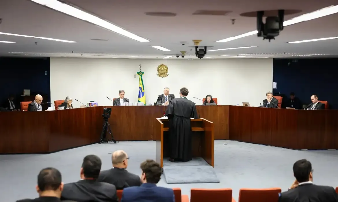 Julgamento, que contará com um total de quatro sessões presenciais, já teve as etapas dos dias 14 e 15 de outubro concluídas