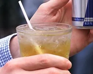 Consumidores devem evitar bebidas sem rótulo, selo fiscal ou procedência clara