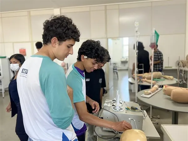 Estudantes da Escola SESI Bahia