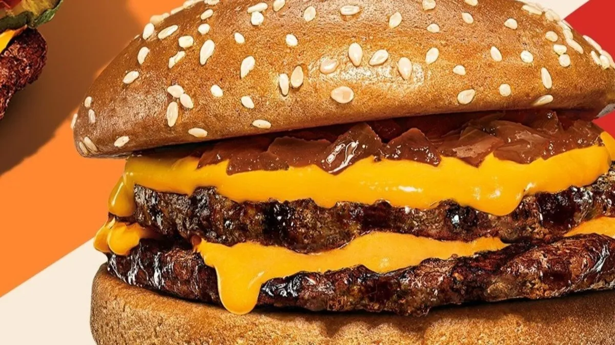 Hambúrguer Cheddar Duplo