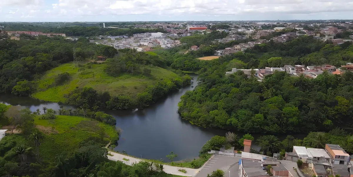 Simões Filho celebra 64 anos com foco em desenvolvimento e futuro