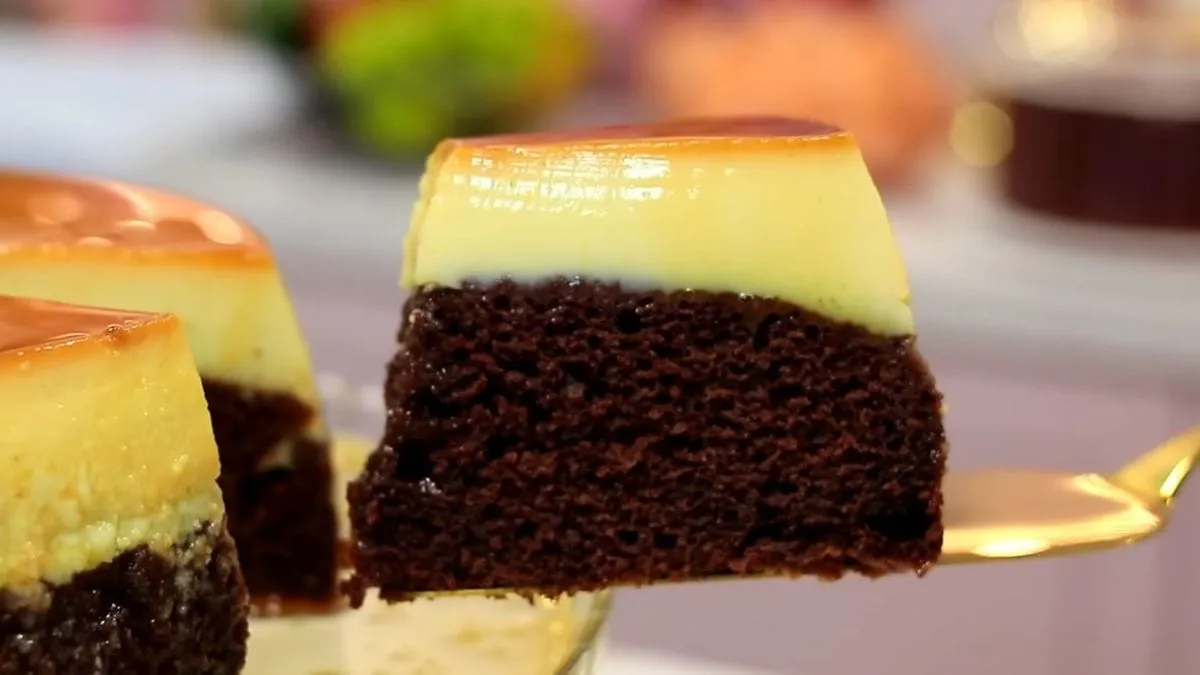 Bolo pudim de chocolate tem receita fácil