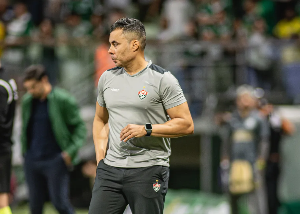 Jair Ventura, técnico do Vitória