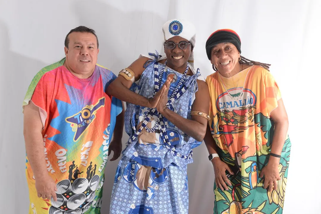 Tio Elétrico recria a atmosfera contagiante das avenidas e dos trios