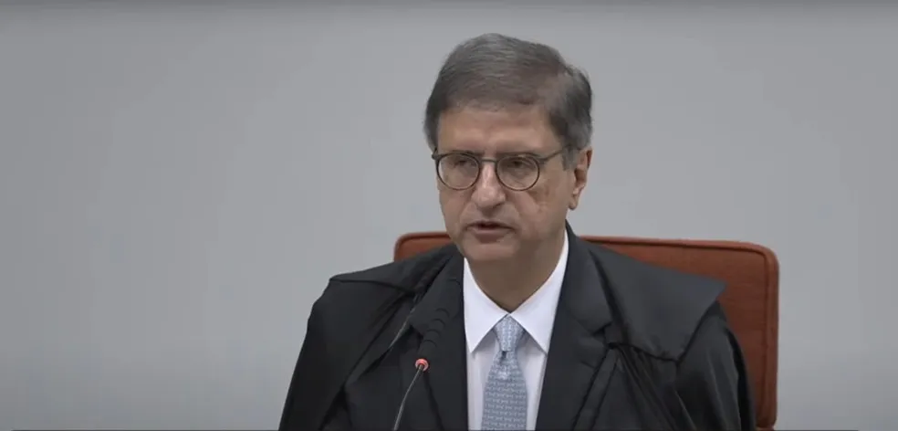 Denunciados teriam elaborado e disseminado informações falsas e atacaram autoridades para tentar provocar uma ruptura institucional.
