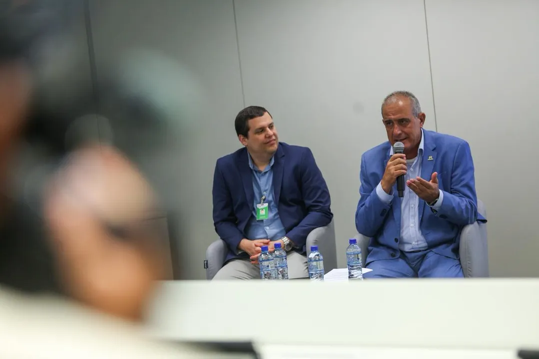 Frederico Ferreira, gerente geral da Fafen Bahia e Sérgio Bacci, presidente da Transpetro