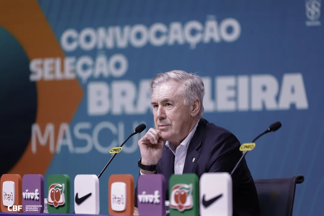 Ancelotti ainda não conseguiu deixar a Seleção compacta em campo