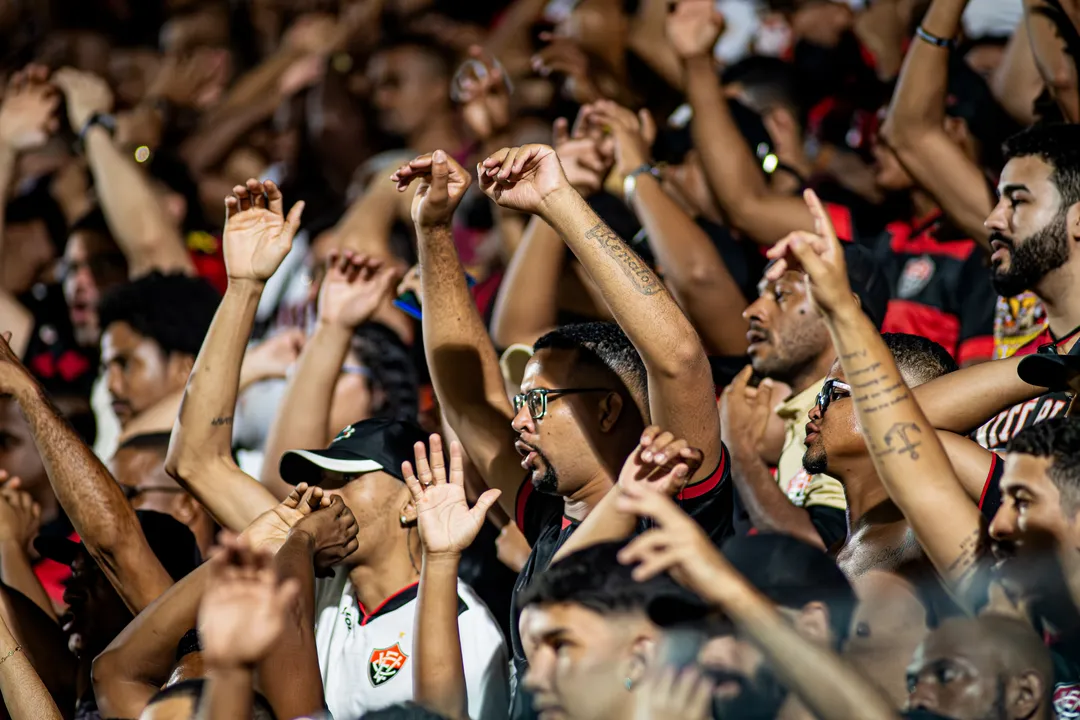 Vitória está fora da zona de rebaixamento do Brasileirão