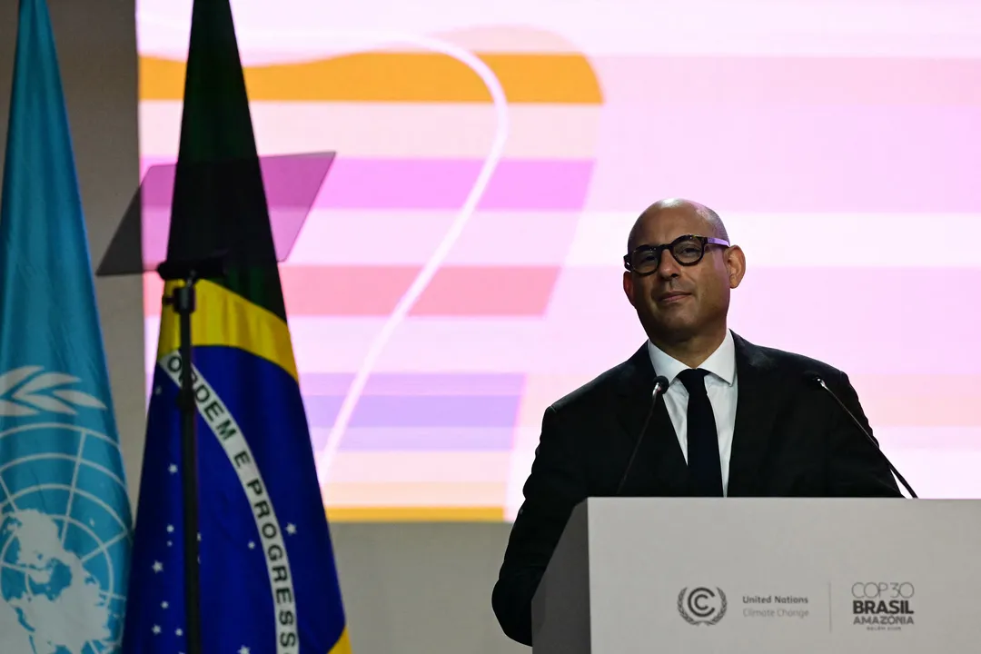 Secretário Executivo da Convenção-Quadro das Nações Unidas sobre Mudança do Clima (UNFCCC), Simon Stiell