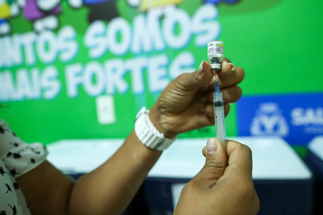 Vacinação de crianças e adolescentes