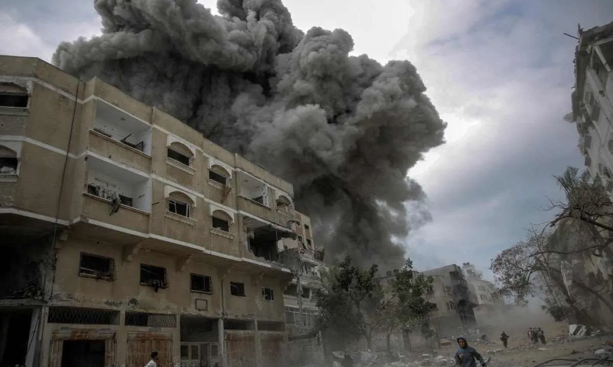 Cessar-fogo entre Israel e Hamas corre riscos após ambos se acusarem de violar acordo