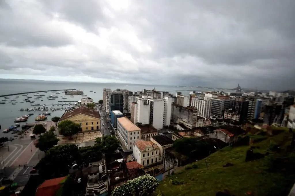 Apesar de a expectativa ser de chuva, o clima em Salvador será agradável