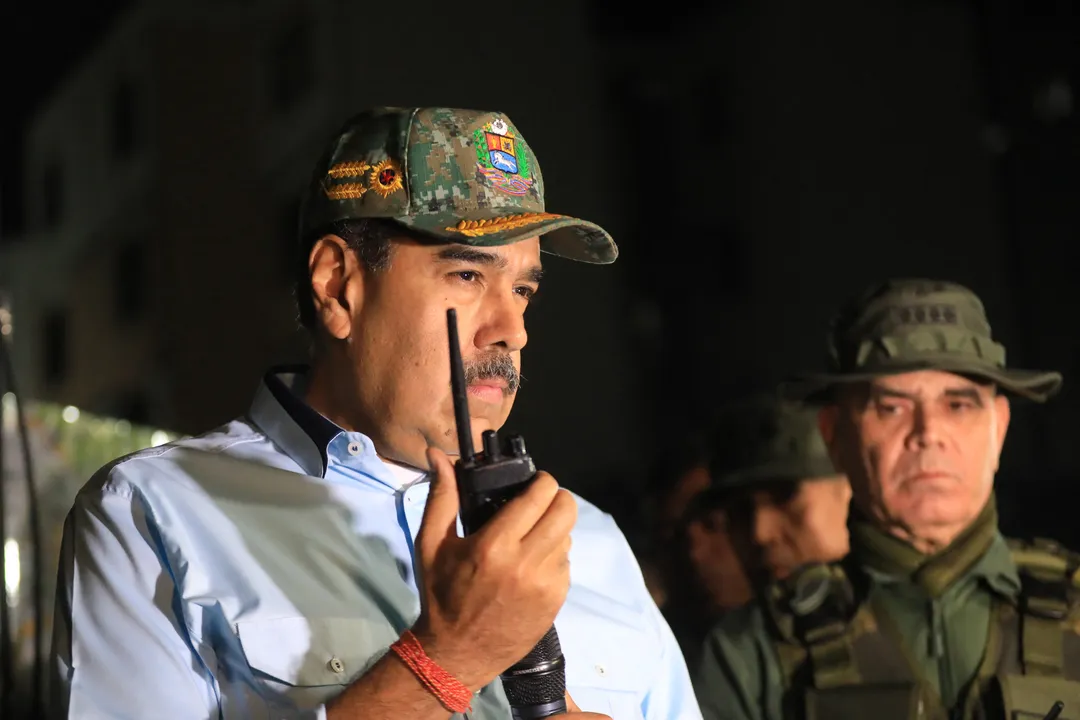 Presidente da Venezuela, Nicolás Maduro, tenta evitar ataque dos EUA