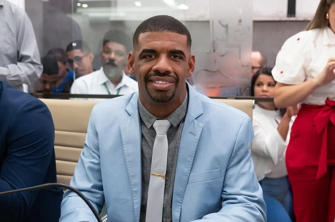 Com o afastamento de Morão, o suplente Mário Sérgio Santos Rocha, conhecido como Sérgio Gordo do Mutum, foi convocado para ocupar o cargo