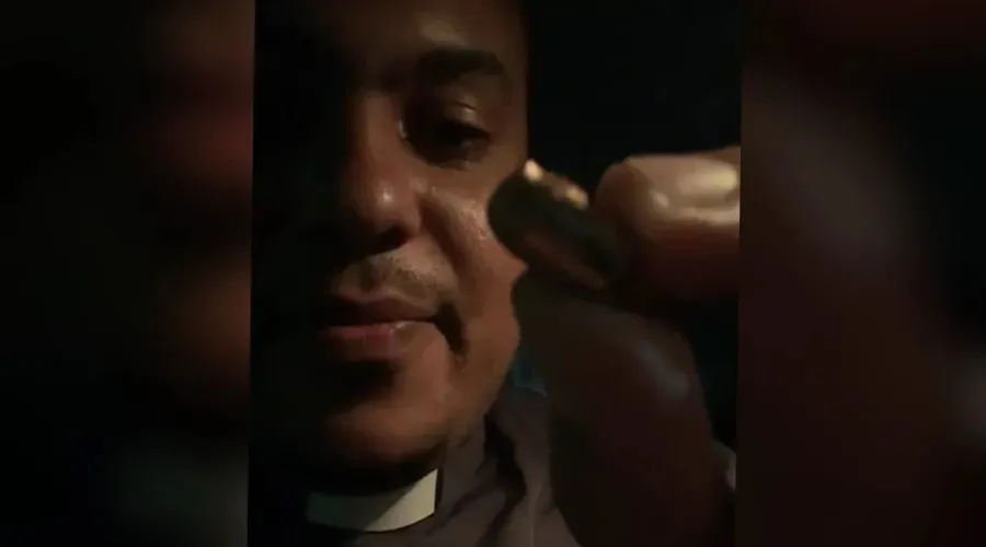 Padre Rafael de Freitas Pereira da paróquia Santo André