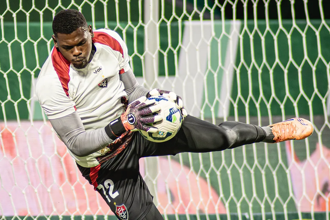 Yuri Sena, goleiro do Vitória