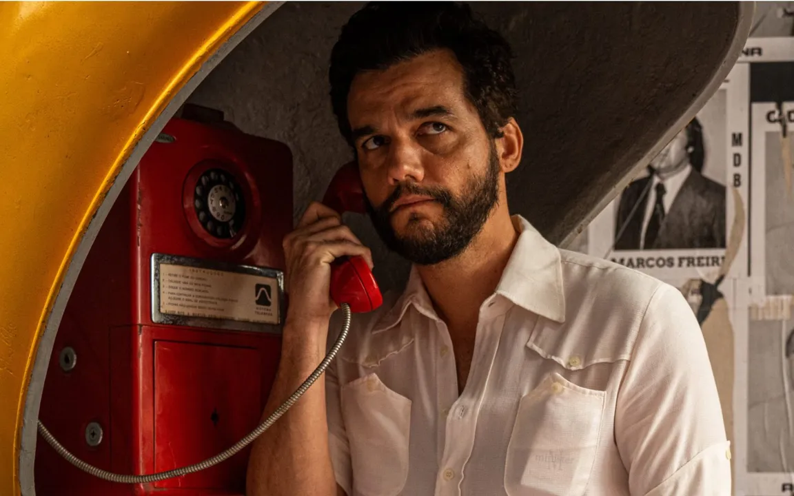 O artista protagoniza o filme 'O Agente Secreto'