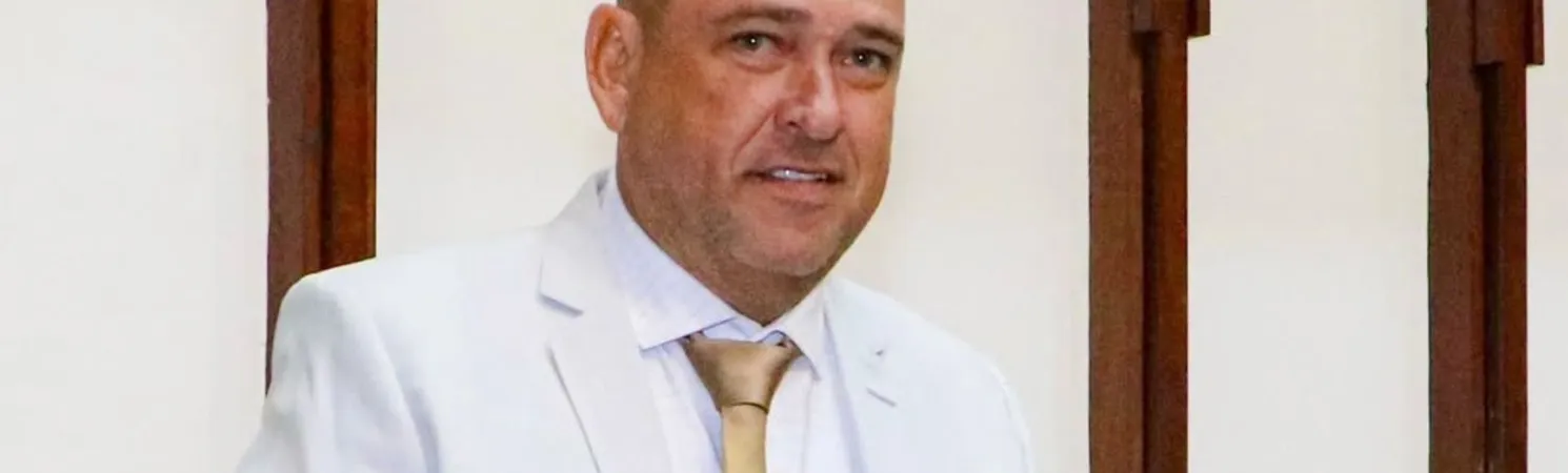 Deputado estadual Binho Galinha (PRD) durante votação na Alba